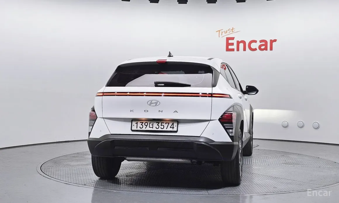 Фото 4 - Hyundai Kona