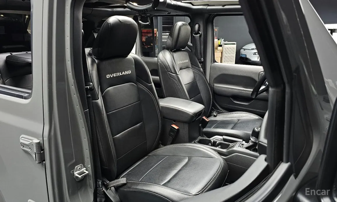 Фото 10 - Jeep Wrangler