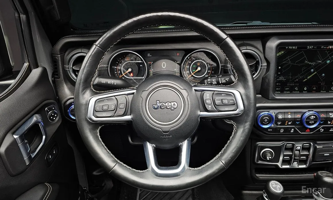 Фото 13 - Jeep Wrangler