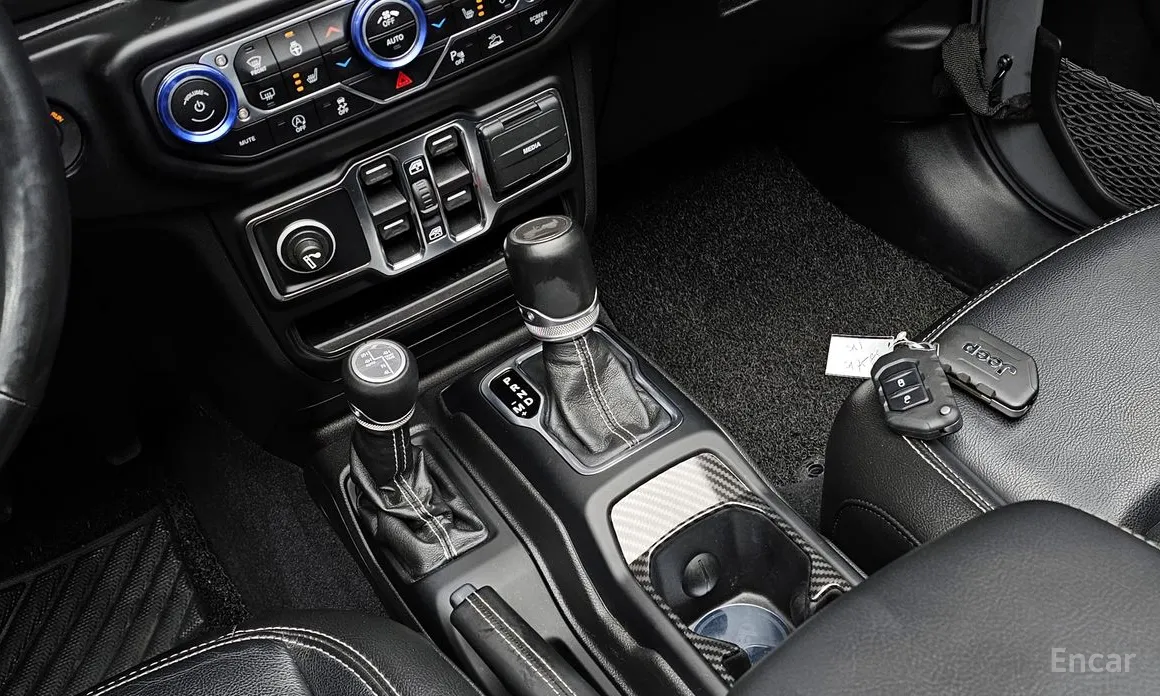 Фото 9 - Jeep Wrangler