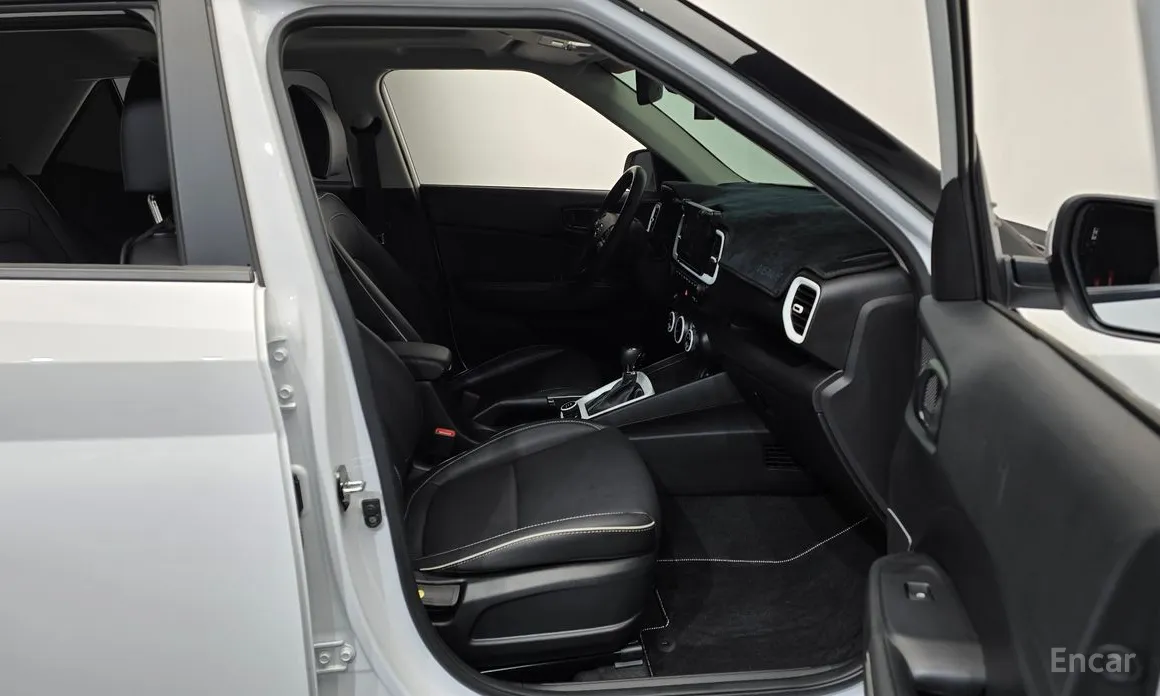 Фото 12 - Hyundai Venue