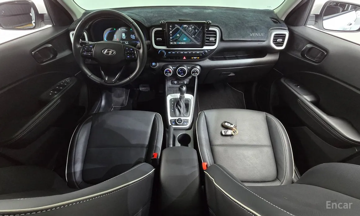Фото 7 - Hyundai Venue