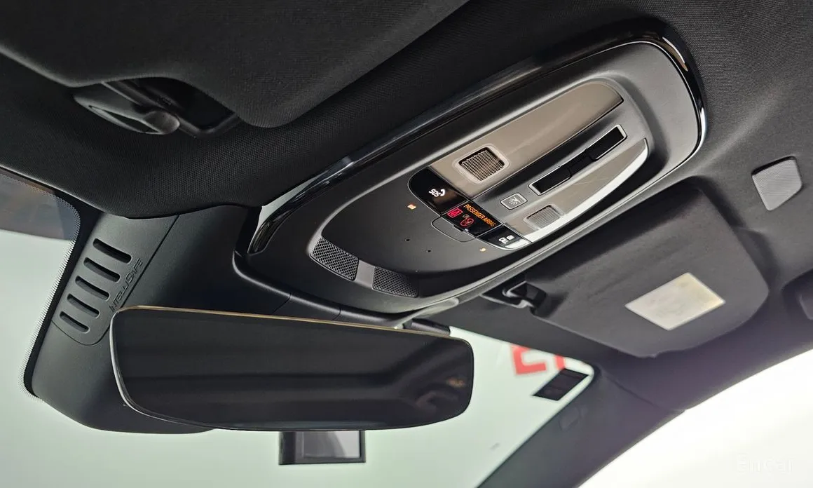 Фото 17 - Volvo S90