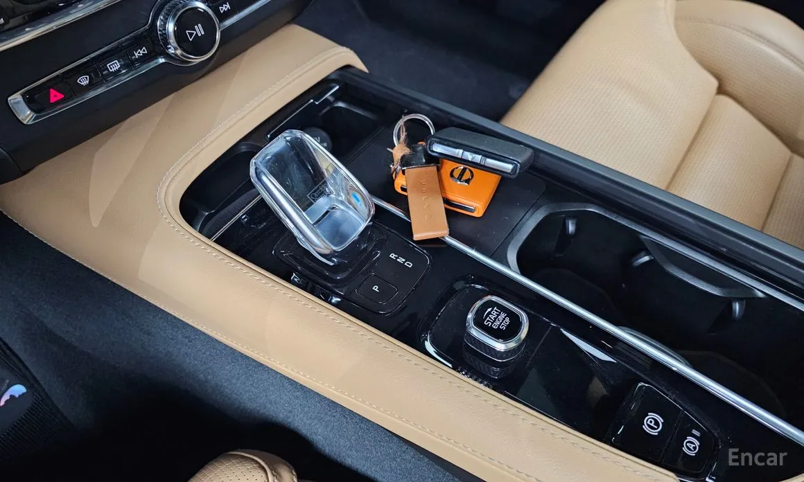 Фото 9 - Volvo S90