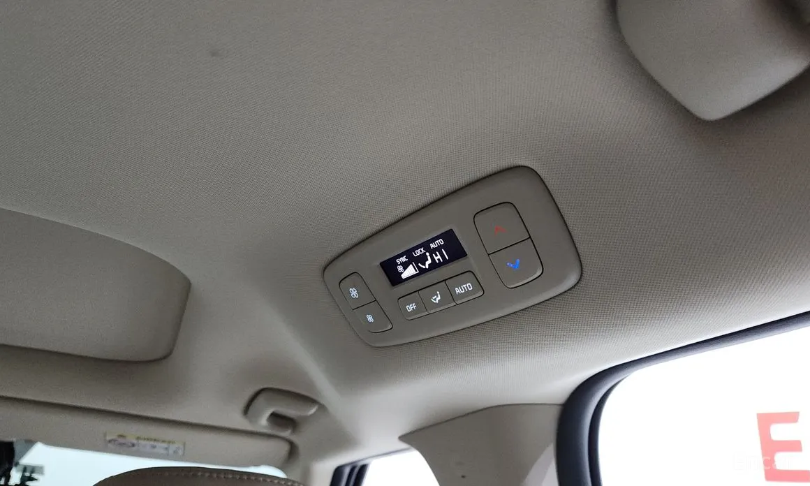 Фото 18 - Kia Carnival