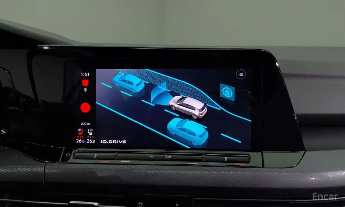 Фото 10 - Volkswagen Golf