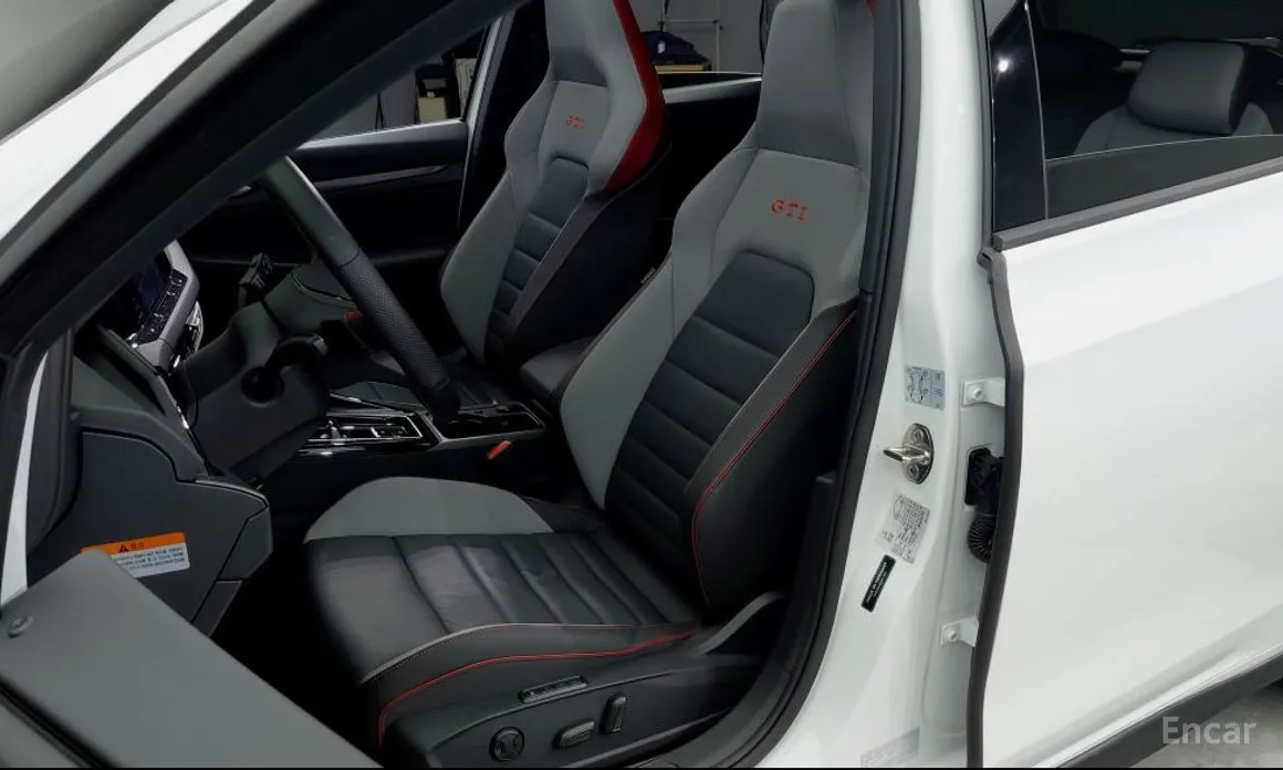 Фото 17 - Volkswagen Golf