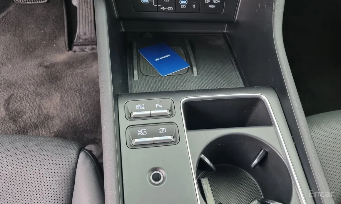 Фото 13 - Hyundai Sonata