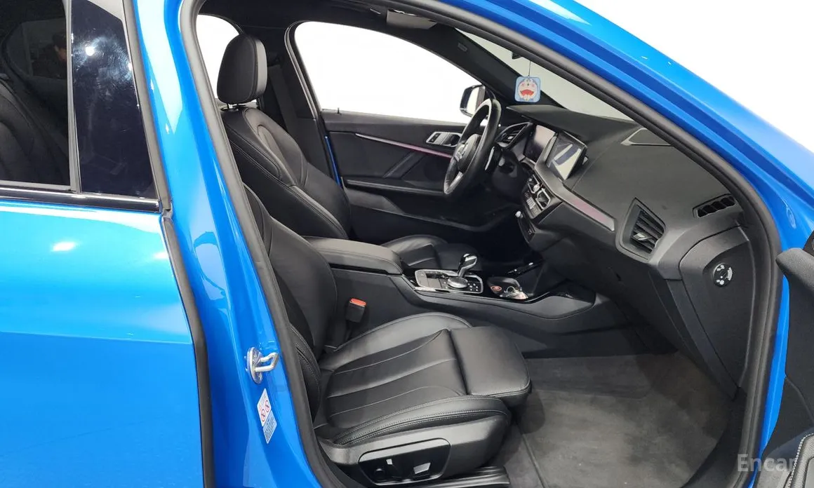 Фото 11 - BMW 1 Series