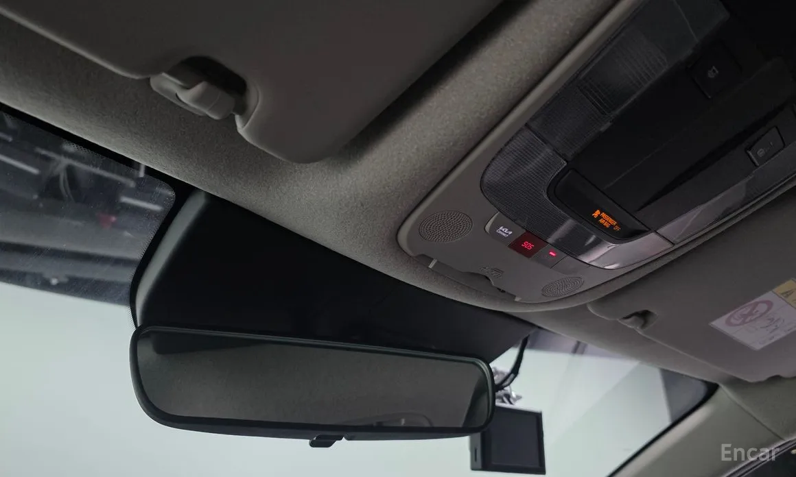 Фото 19 - Kia Niro