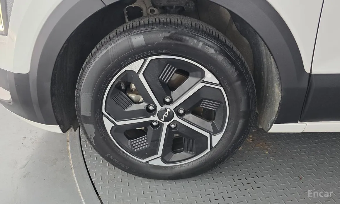 Фото 5 - Kia Niro