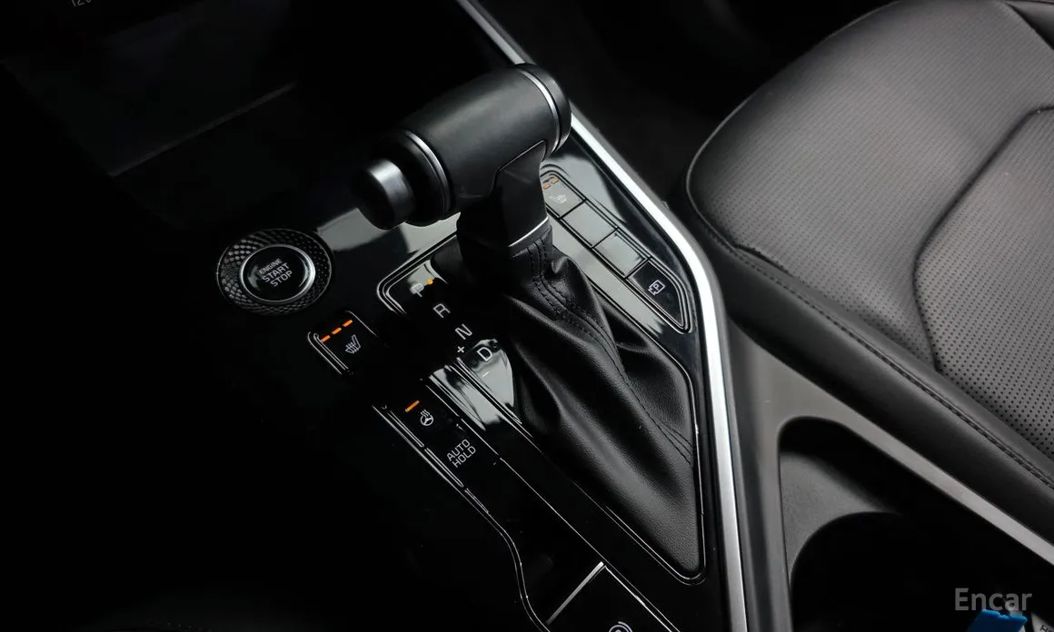 Фото 9 - Kia Niro