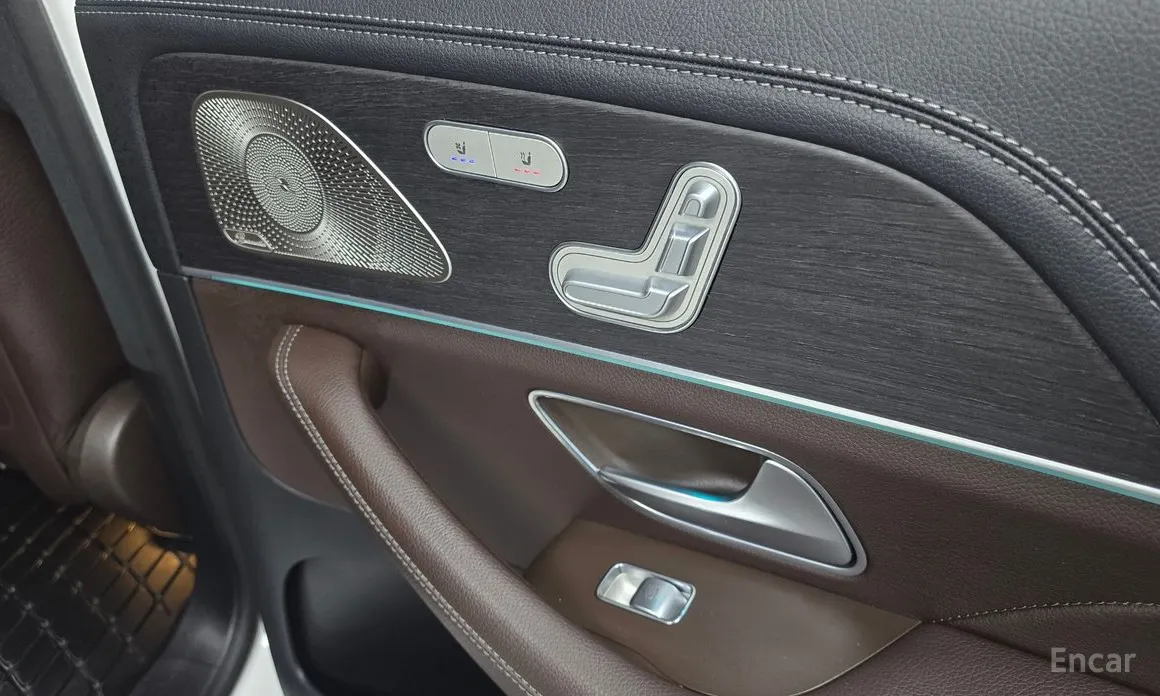 Фото 18 - Mercedes-Benz GLS-Class