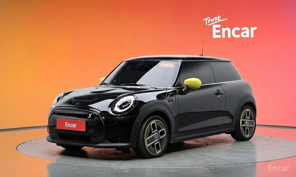 Фото 1 - Mini Cooper