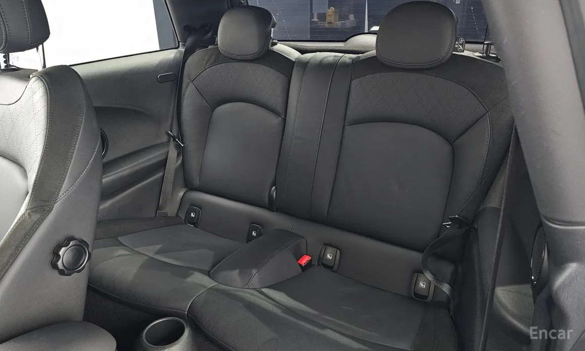 Фото 12 - Mini Cooper