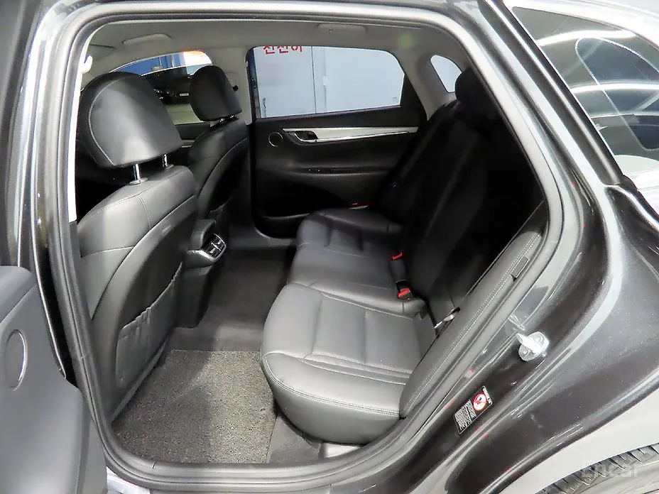 Фото 7 - Hyundai Grandeur