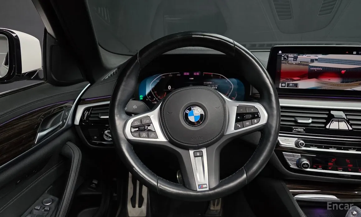 Фото 13 - BMW 5 Series