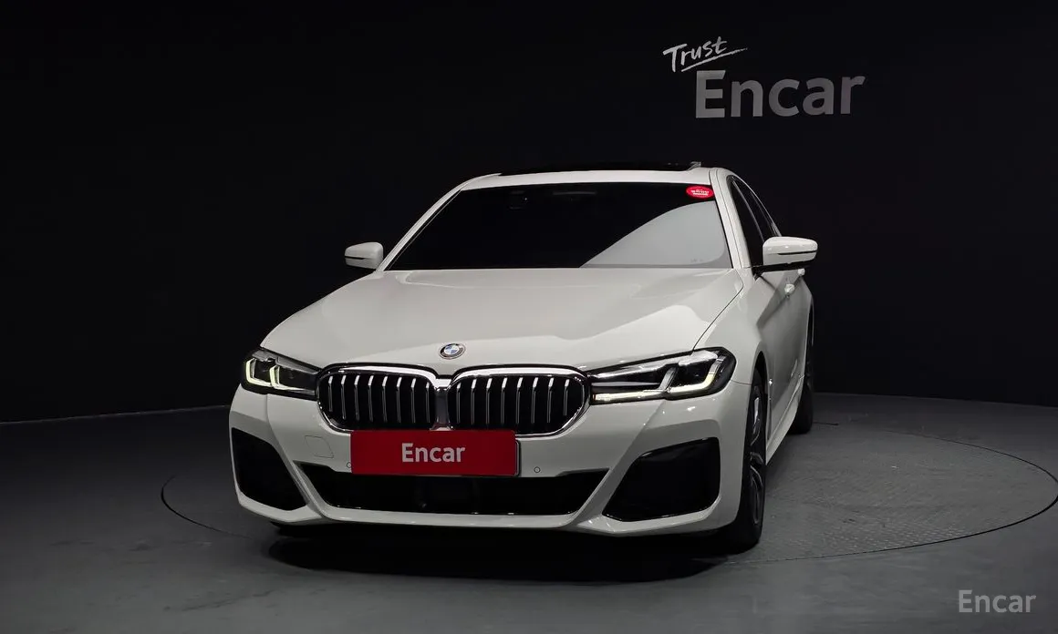 Фото 3 - BMW 5 Series