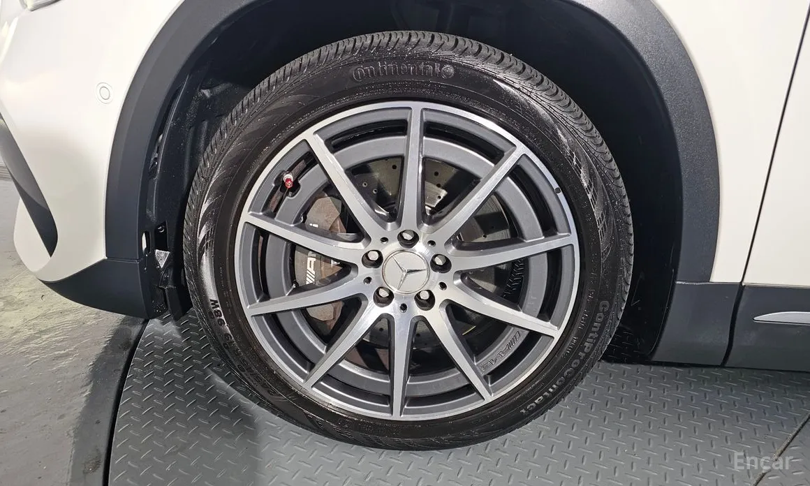 Фото 5 - Mercedes-Benz GLA-Class