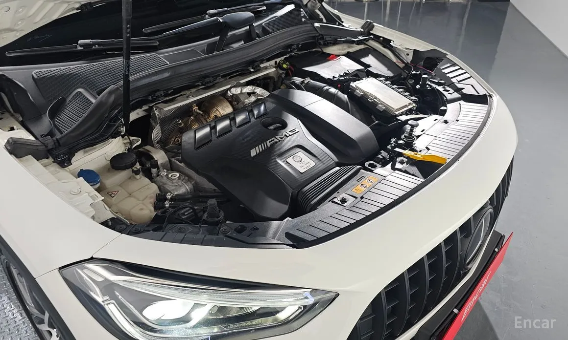 Фото 6 - Mercedes-Benz GLA-Class