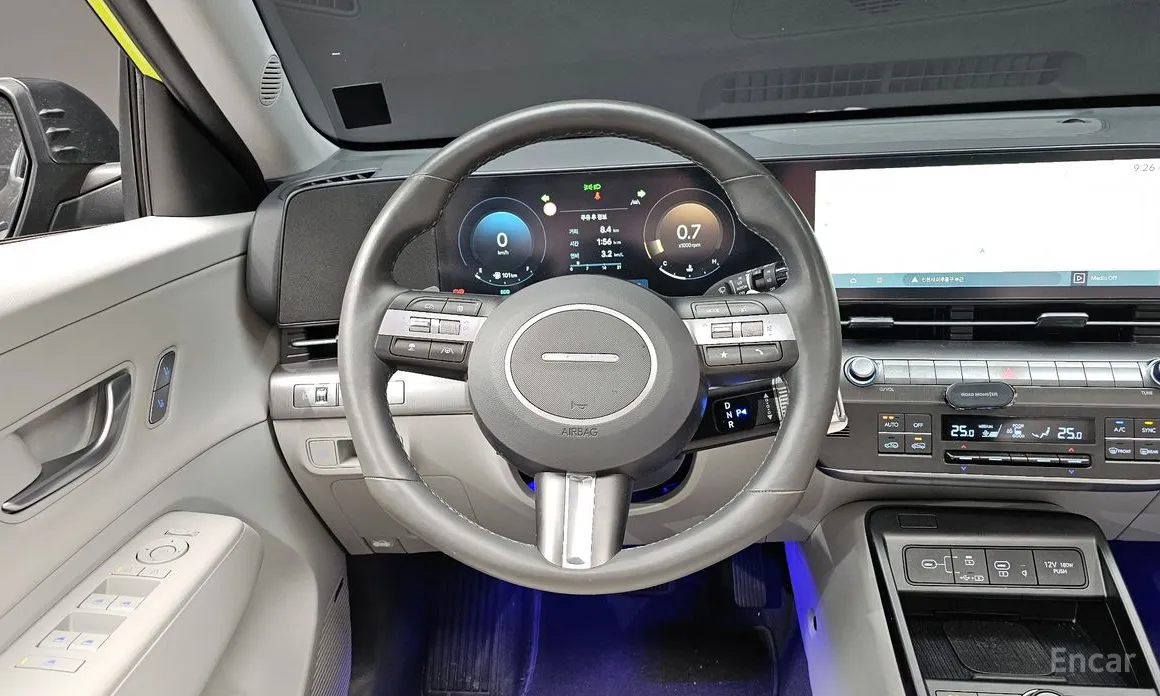 Фото 13 - Hyundai Kona