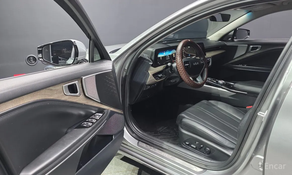 Фото 10 - Kia K8