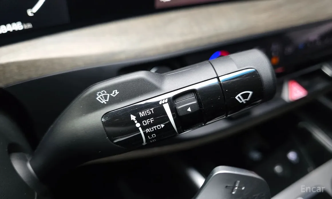 Фото 17 - Kia K8