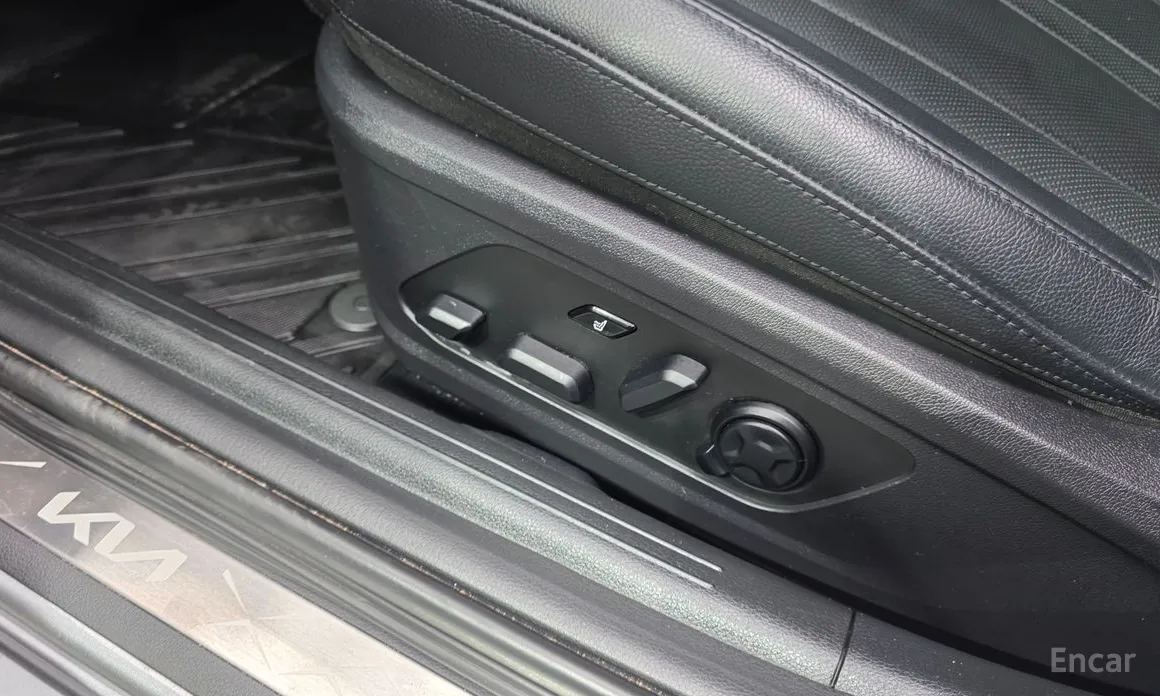 Фото 19 - Kia K8