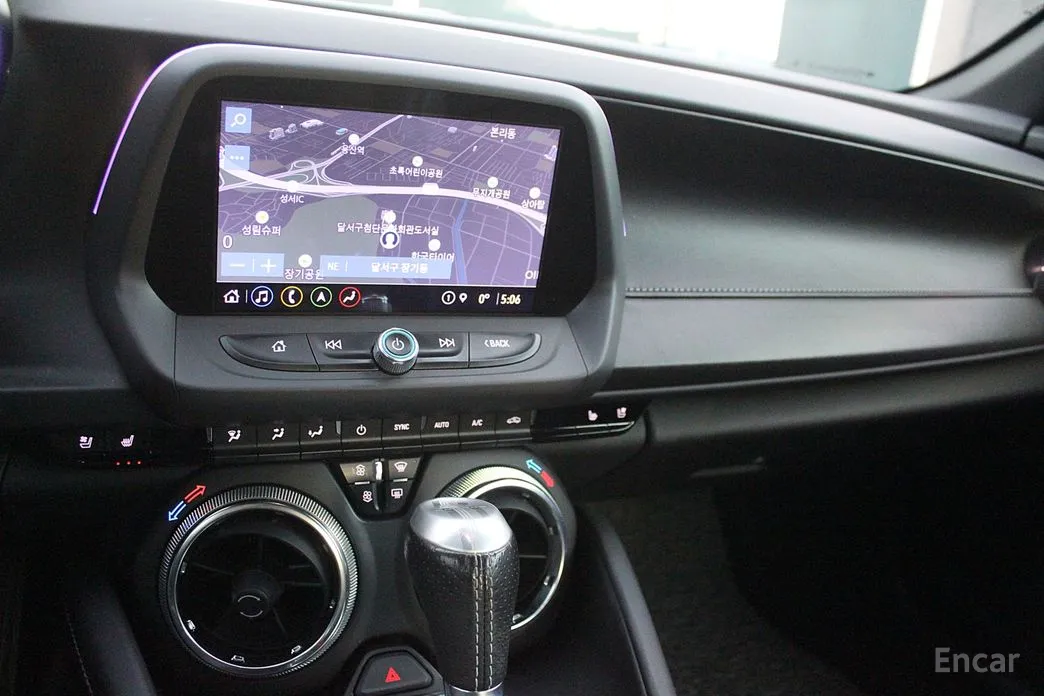 Фото 13 - Chevrolet Camaro