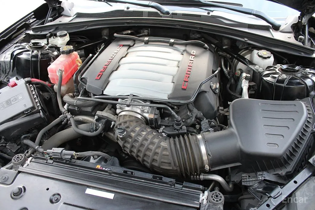 Фото 18 - Chevrolet Camaro