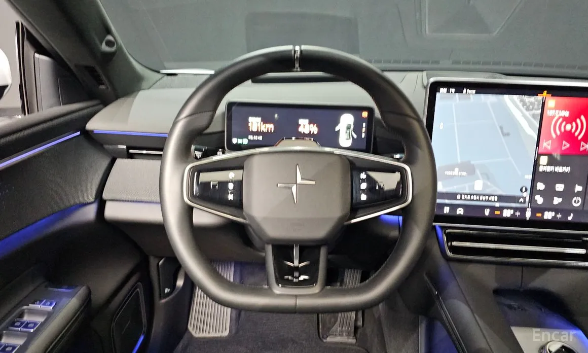 Фото 13 - Polestar 4