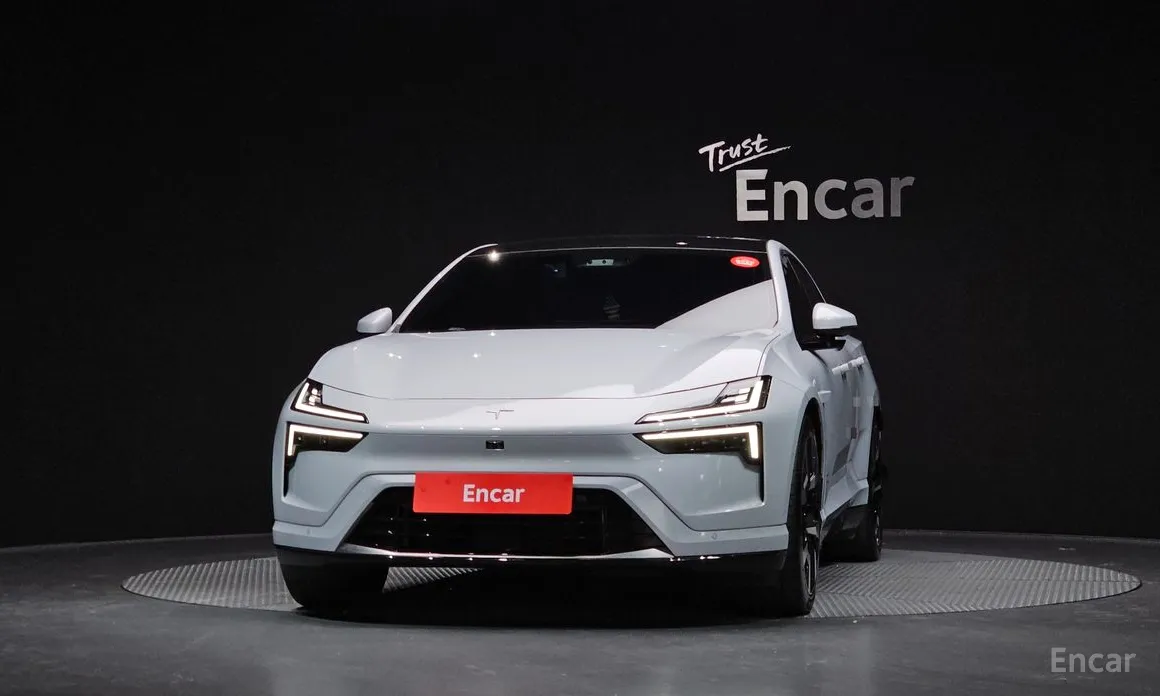 Фото 3 - Polestar 4