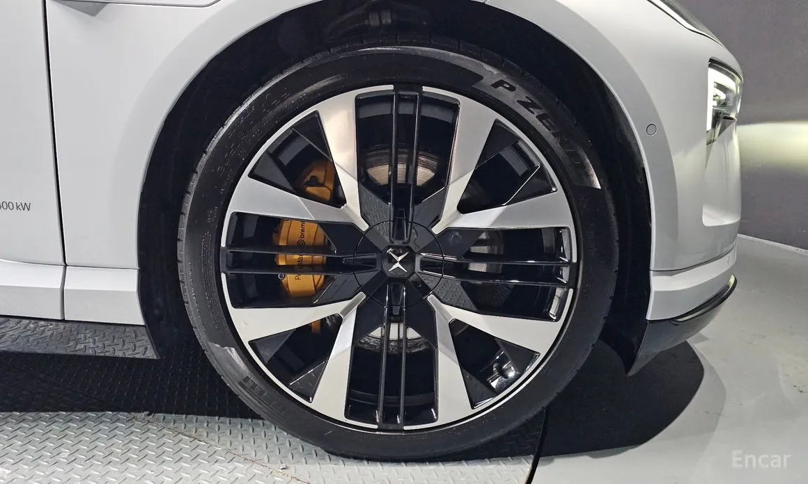 Фото 5 - Polestar 4