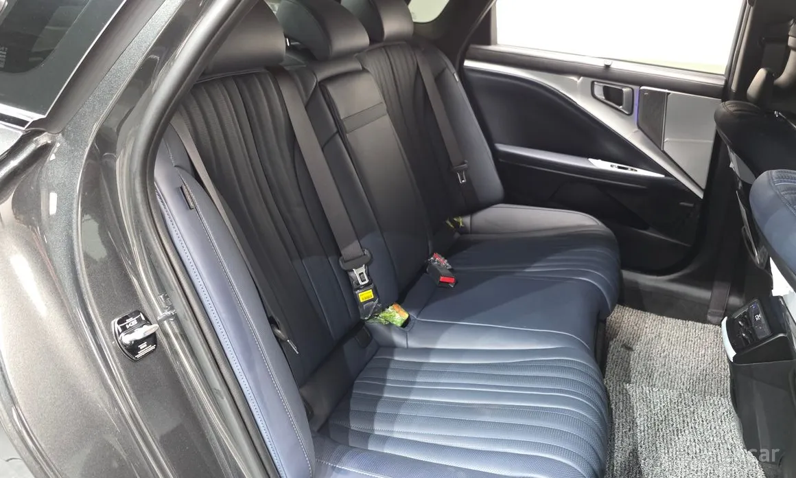 Фото 12 - Kia K8