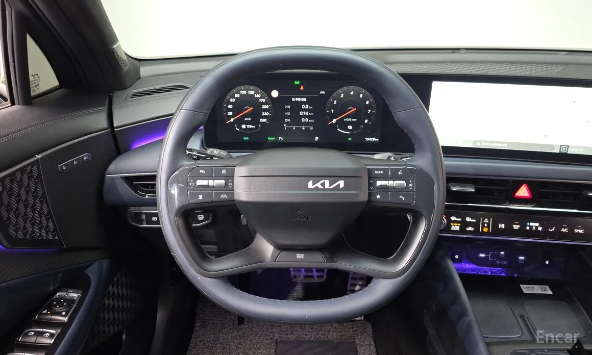 Фото 13 - Kia K8