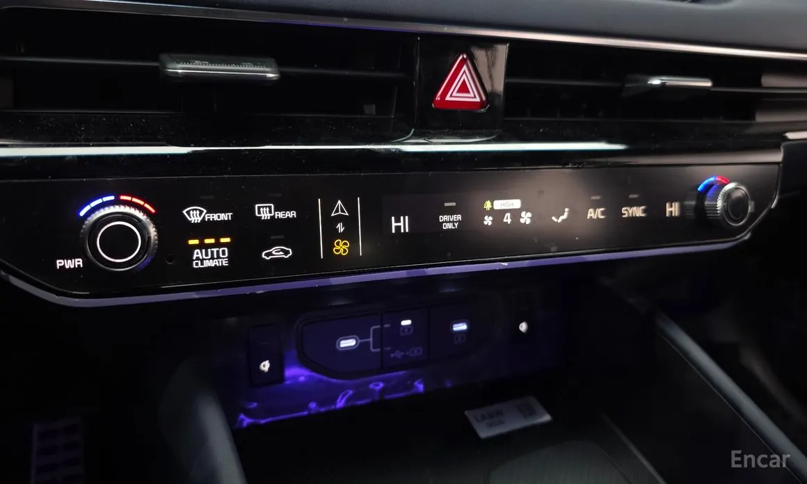 Фото 16 - Kia K8