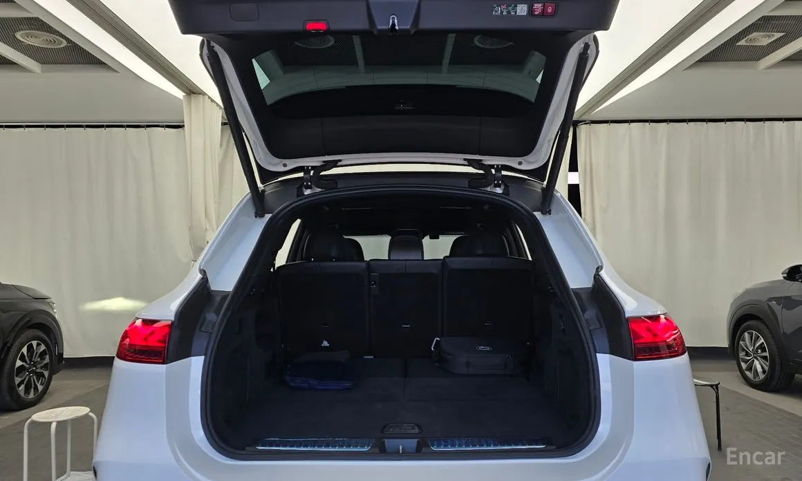 Фото 20 - Mercedes-Benz EQS