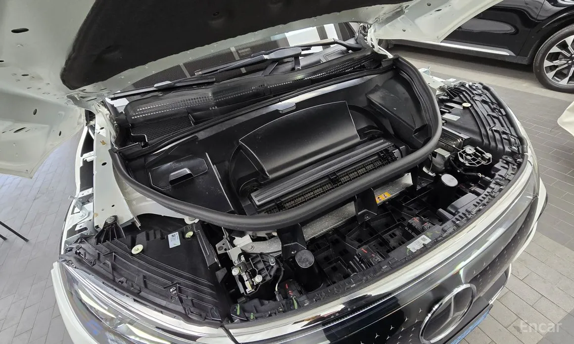 Фото 6 - Mercedes-Benz EQS