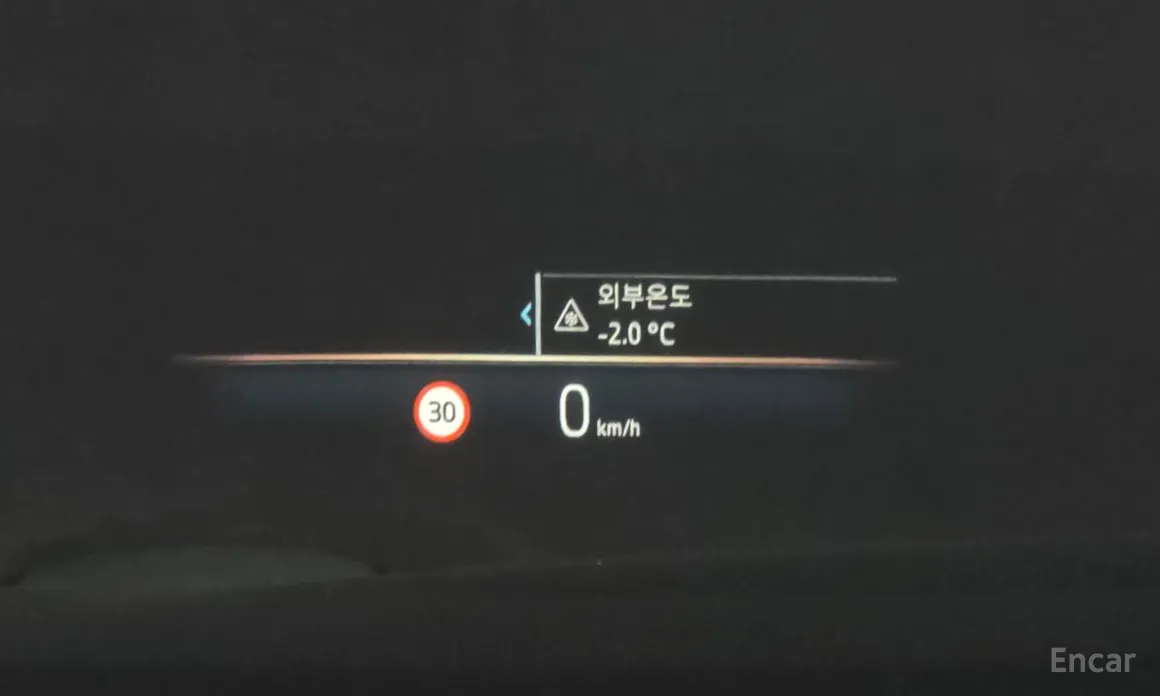 Фото 17 - BMW 7 Series