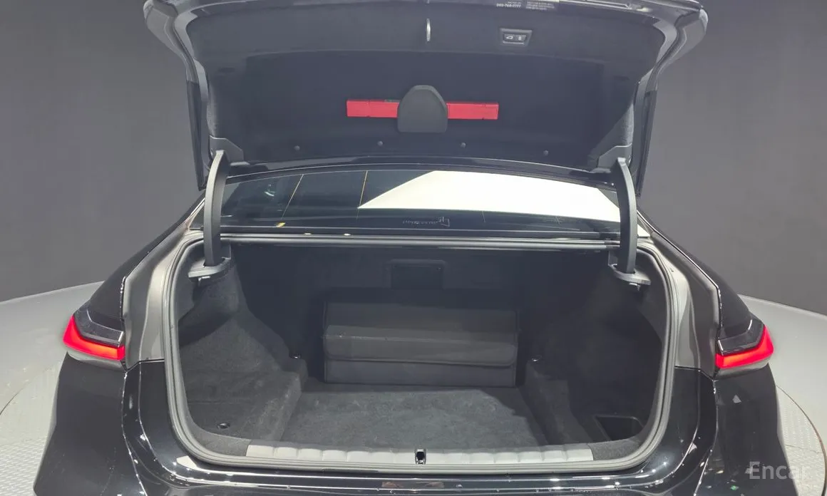 Фото 20 - BMW 7 Series