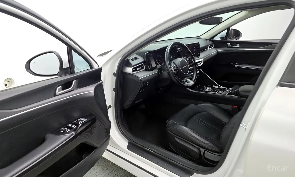 Фото 10 - Kia K5