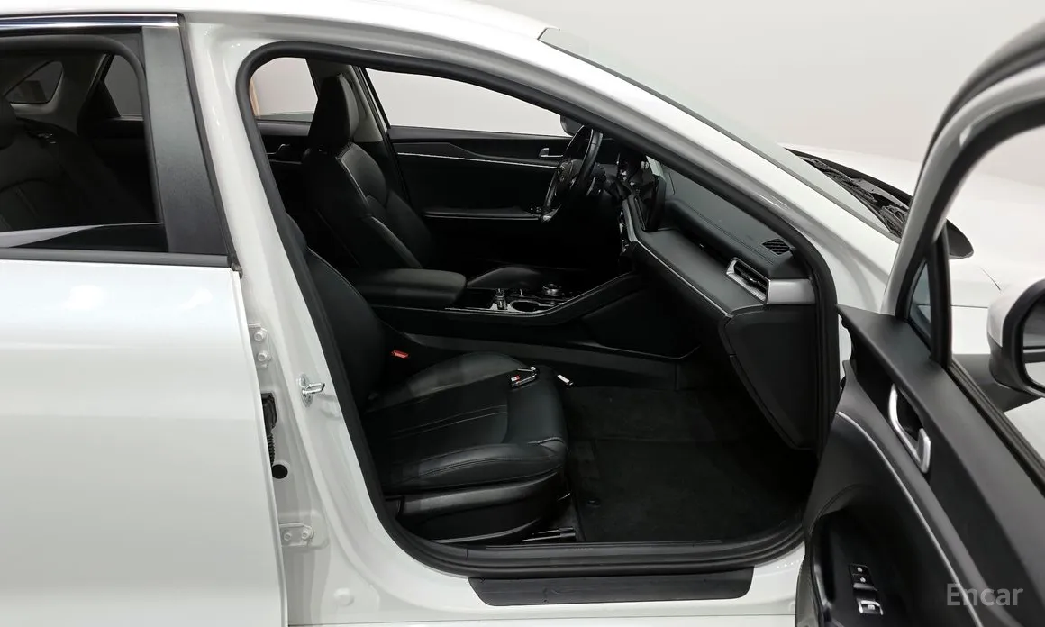 Фото 11 - Kia K5