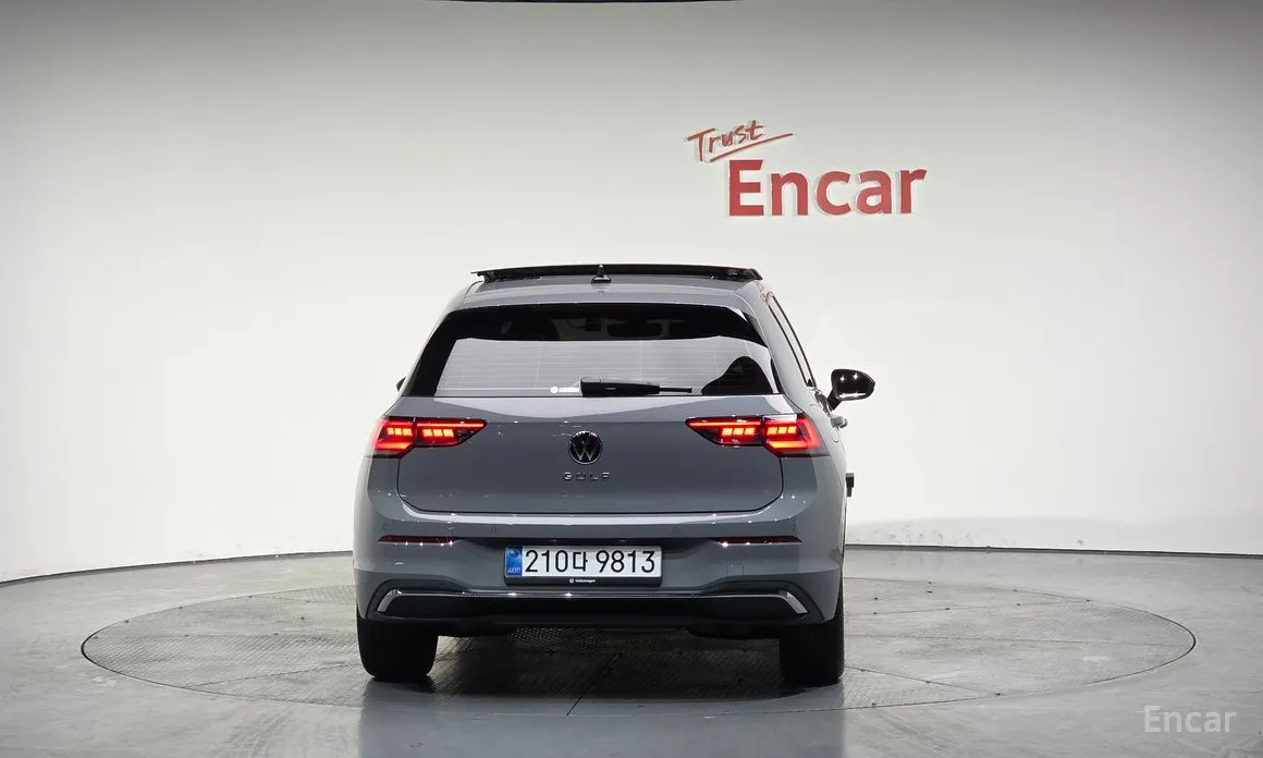 Фото 4 - Volkswagen Golf