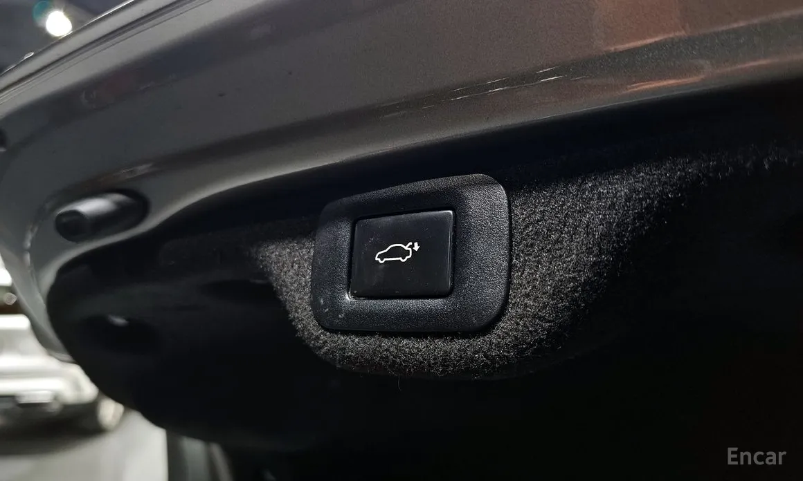 Фото 18 - Lexus ES