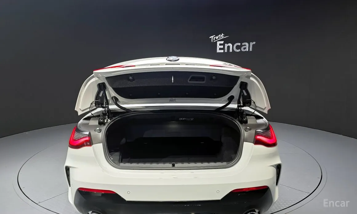 Фото 18 - BMW 4 Series