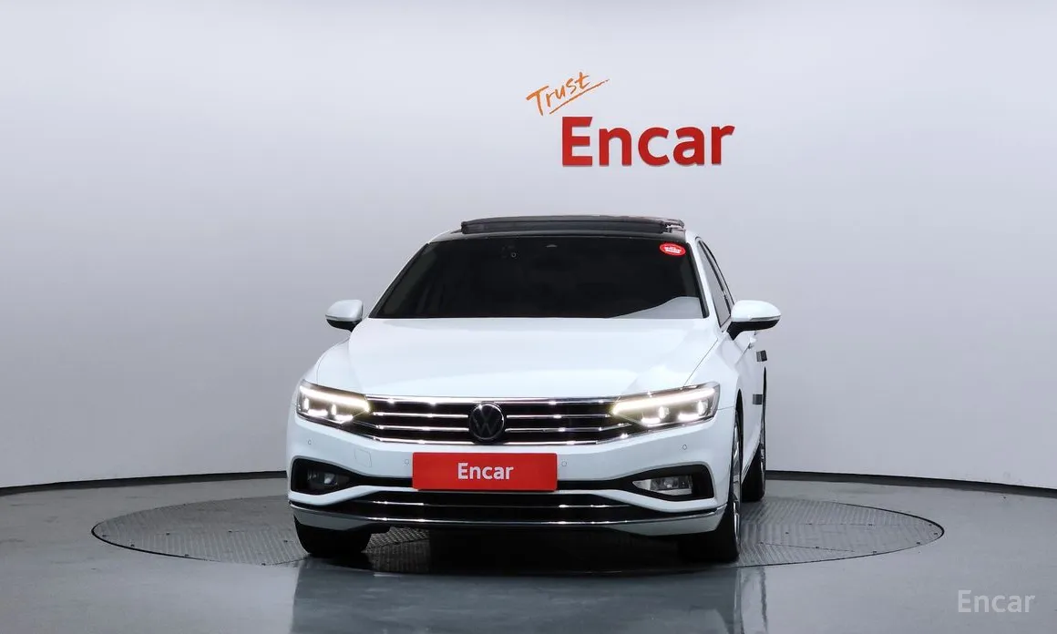 Фото 3 - Volkswagen Passat