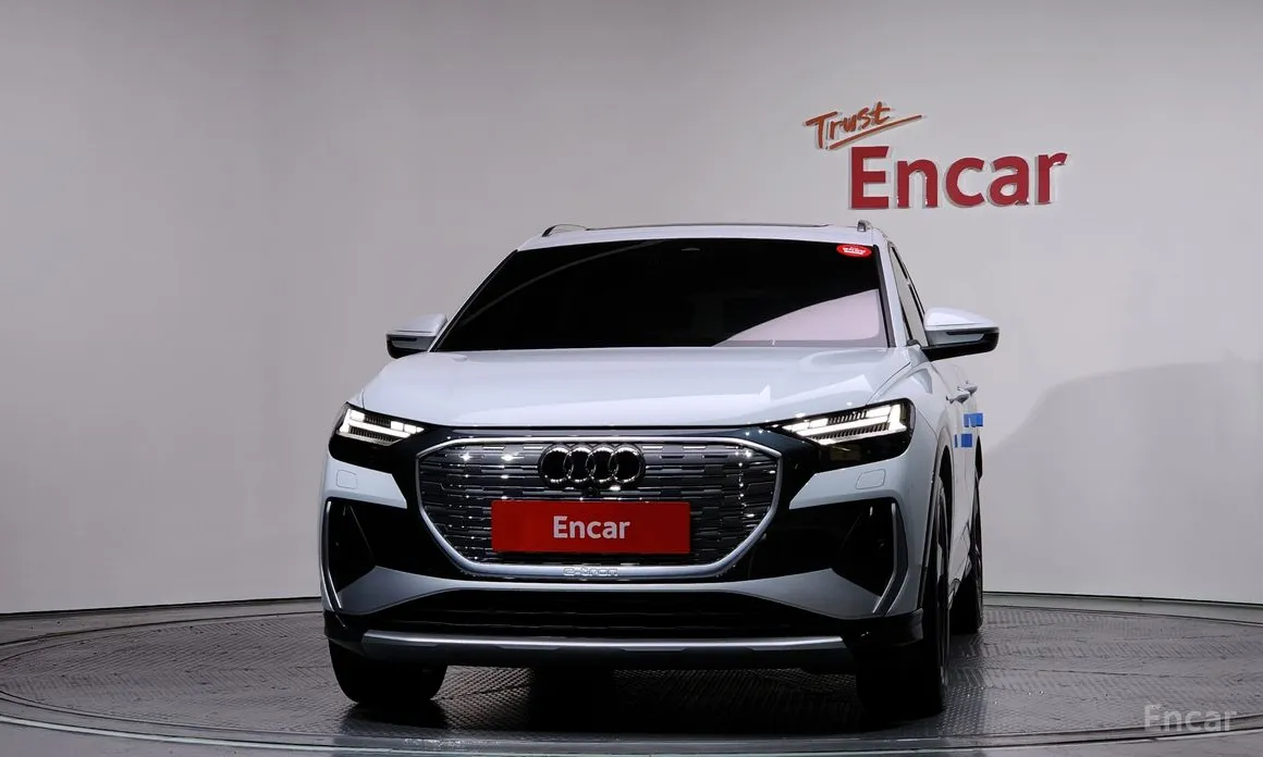 Фото 3 - Audi Q4 e-tron