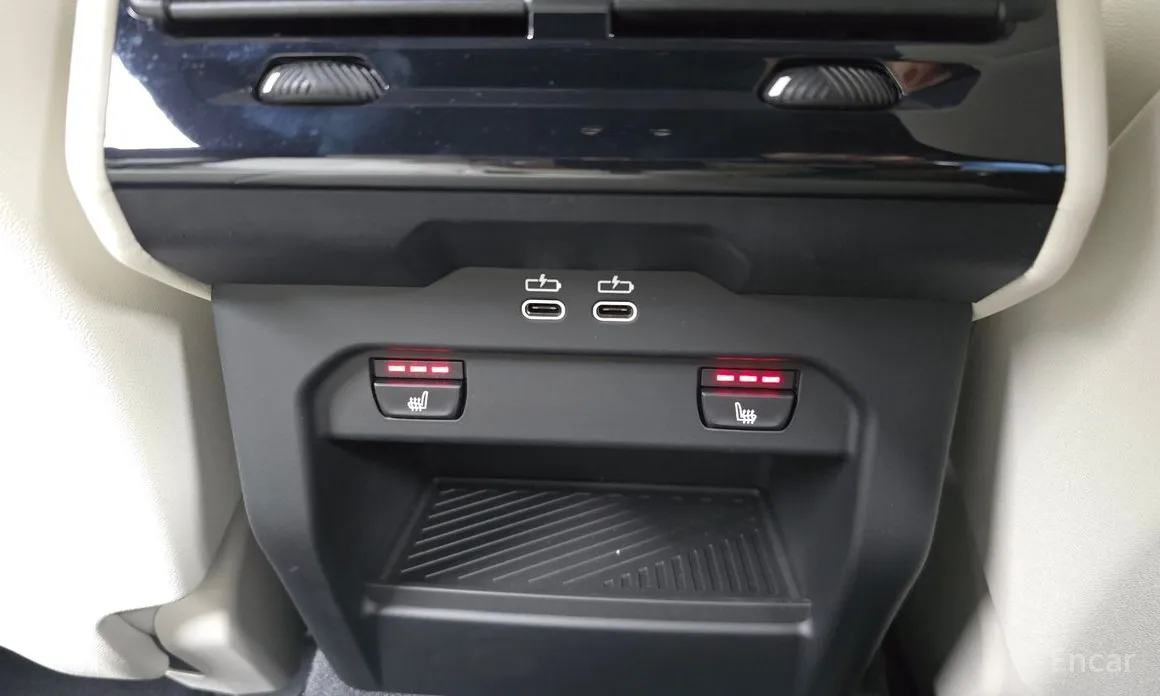 Фото 18 - BMW 5 Series