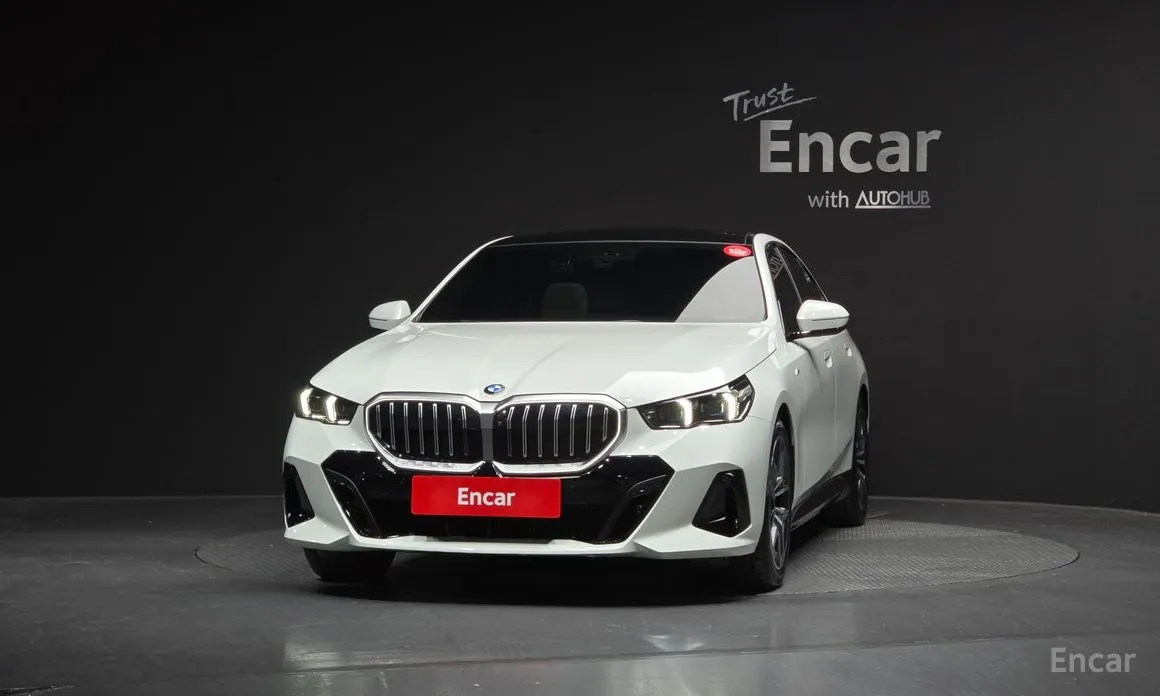 Фото 3 - BMW 5 Series