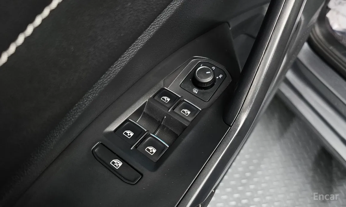 Фото 13 - Volkswagen Jetta